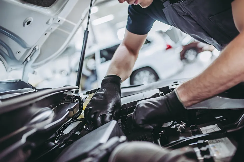 Unleashing Power and Precision: Engine Repair for European Vehicles